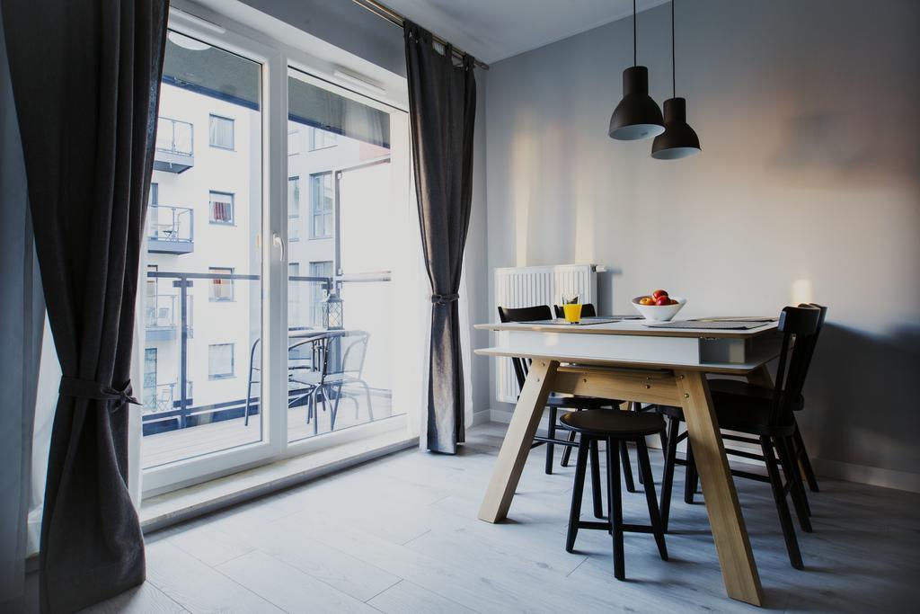Holidays Home Apartamenty Chmielna Gdansk Ngoại thất bức ảnh