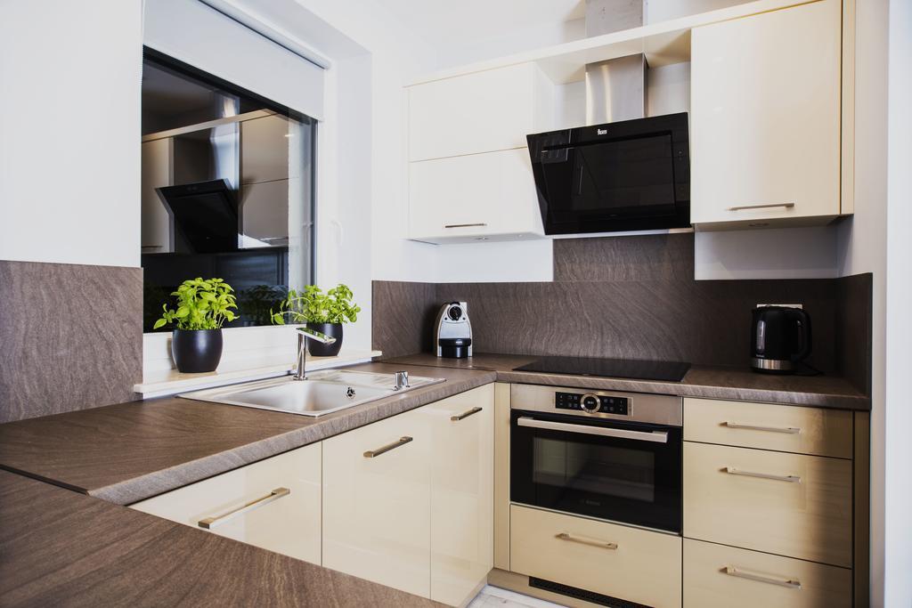 Holidays Home Apartamenty Chmielna Gdansk Ngoại thất bức ảnh