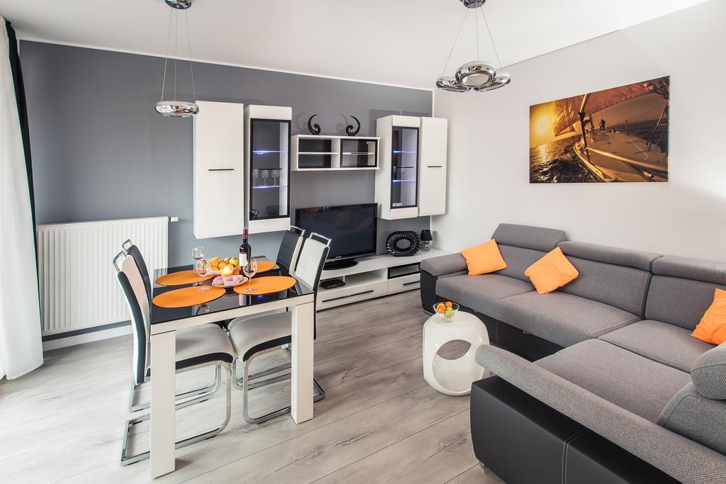 Holidays Home Apartamenty Chmielna Gdansk Ngoại thất bức ảnh